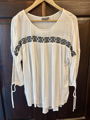 Tunique σε boho γραμμή, σαν καινούργιο, μέγεθος 4XL, μαύρο και άσπρο