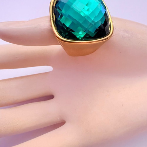 Disco cocktail emerald ring gold plated, new