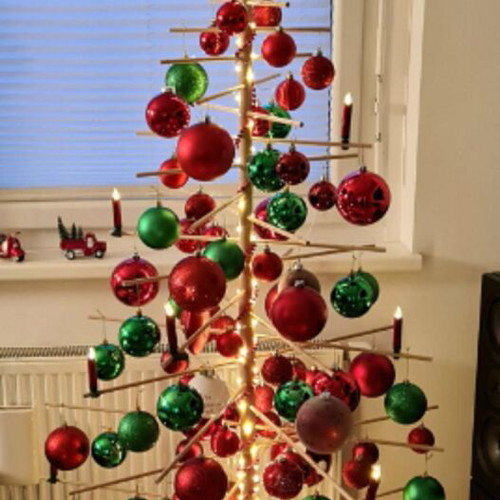 Xmas3 artificial Christmas tree like new, wooden 190cm