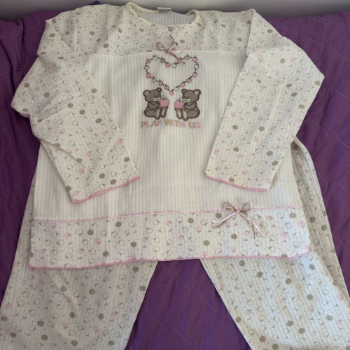 Pyjama set size M like new, cotton with teddy bears graphic