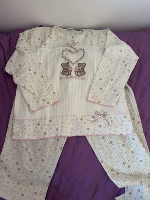Pyjama set size M like new, cotton with teddy bears graphic