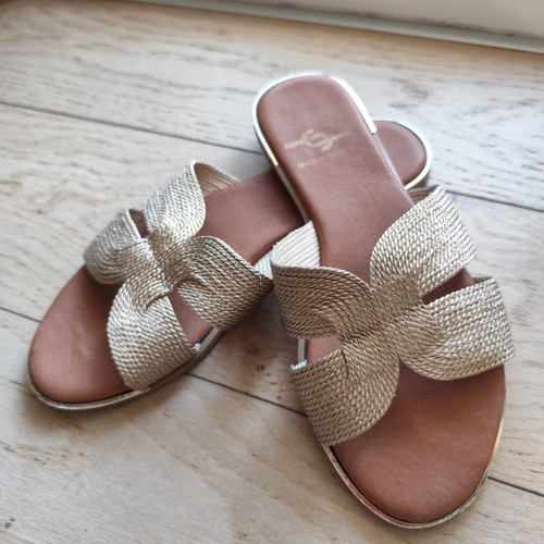 Knitted sandals refurbished, size 39, gold color
