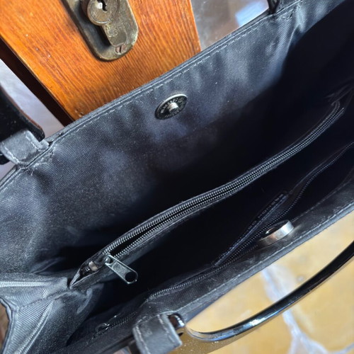 French Connection women's handbag new, black, large capacity