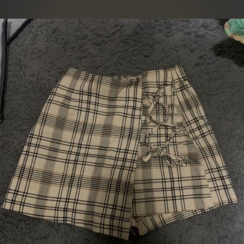 Bershka plaid mini skort black and cream like new