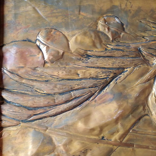 Copper painting signed by artist, two racehorses, like new