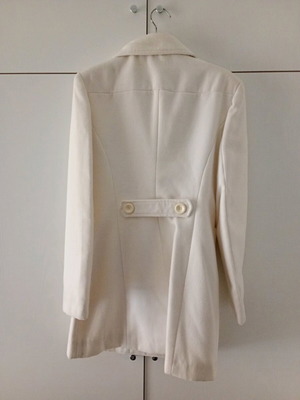 Stesa Coat Size Medium New White