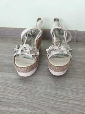 Tamaris platform sandals used, size 37, white leather