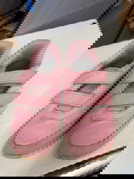 Παιδικό παπούτσι ροζ Adidas