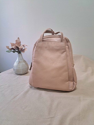 Posset backpack dusty pink eco leather like new