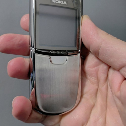 Nokia 8800 used with 2 extra batteries and charger