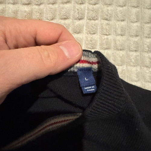 Gant original sweater black size large like new