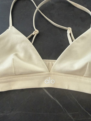 Alo Yoga Bra butter yellow like new, size M