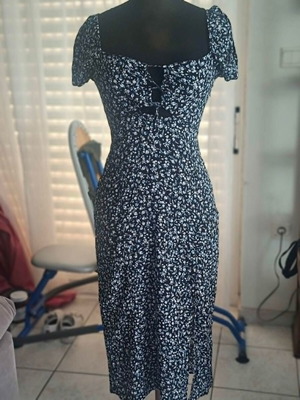 Bershka summer dress size M like new, blue-white