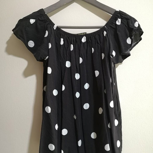 Summer polka dot blouse like new, black and white, size S/M