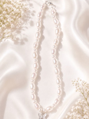 Handmade necklace white new