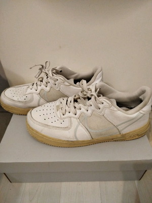 Nike Air React употребявани, бели, номер 43
