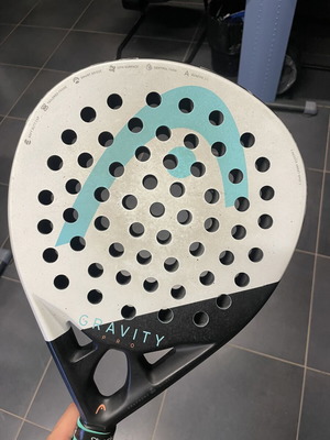 Gravity Pro 2025 padel racket