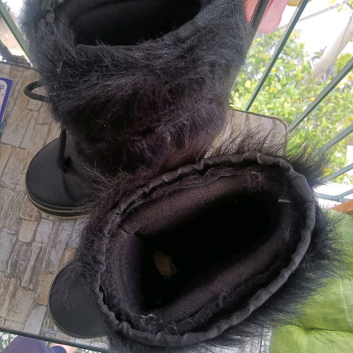 Esprit Moon Boots like new, winter boots with double lining black size 38