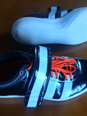 Adidas παπούτσια στίβου ρίψεων 42 μεταχειρισμένα, μαύρα