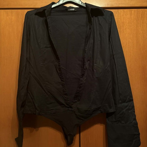 Women's black shirt like new, size L