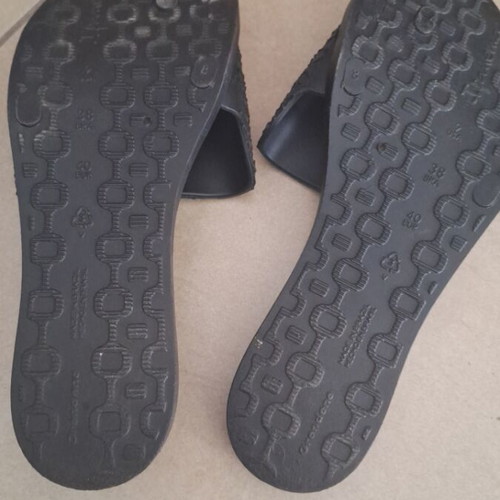 Ipanema black flip flops like new size 38