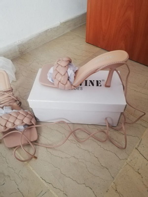 Bozikis beige platform sandals size 38