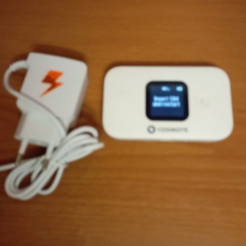 Cosmote mobile WiFi router 4G