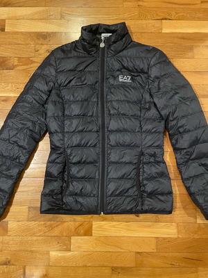 Emporio Armani EA7 puffer jacket black size S new