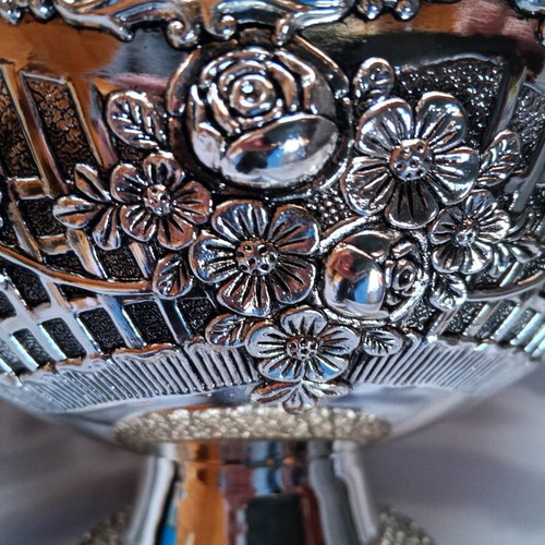 Silver-plated decorative bowl unused