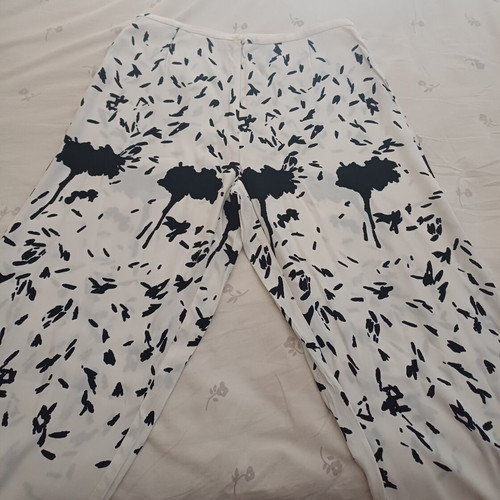 Lussile summer black and white pants like new, size M