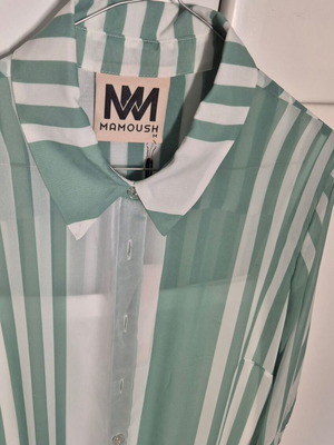 Mamoush dress new, long with pockets, belt and white inner dress