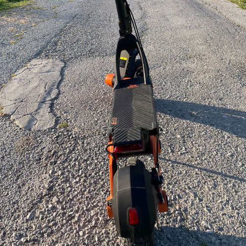 Kukirin G3 electric scooter lightly used
