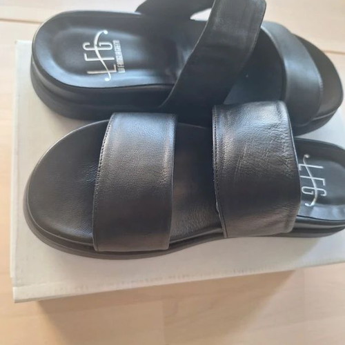 Tsitsivas Leather Mules Sandals Size 38 New Black