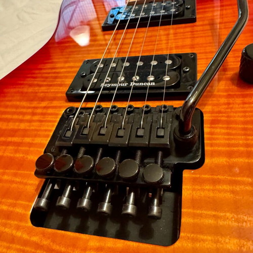 Charvel San Dimas Style 1 HH Red Burst guitar like new