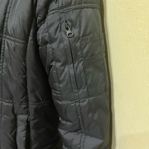 Extreme women's black jacket S with broken zipper like new