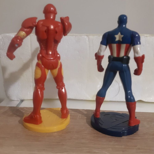The Avengers Civil War figures like new, Iron Man and Captain America set