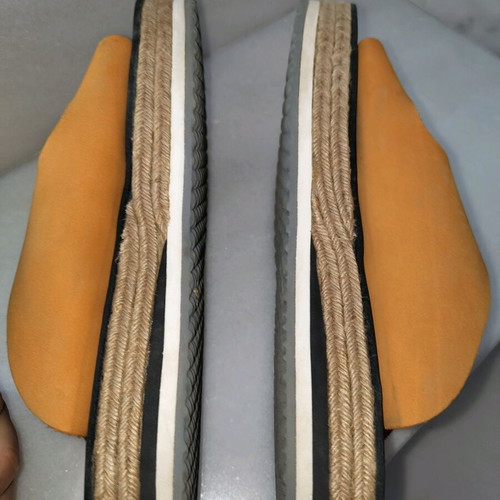 Esiot women's sandals like new, size 39