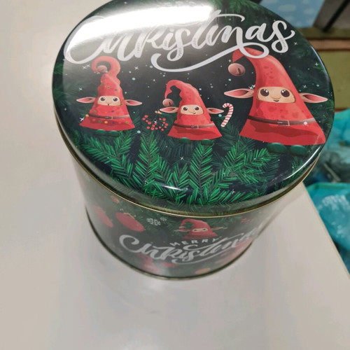 Metal box large like new with lid