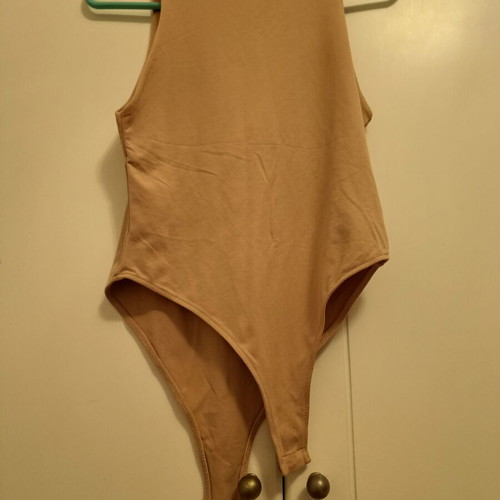 Zara women's beige bodysuit like new