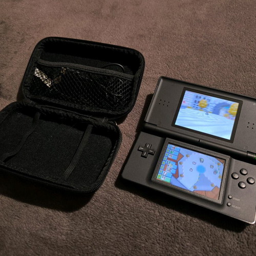 Nintendo DS Lite σαν καινούργιο με παιχνίδια