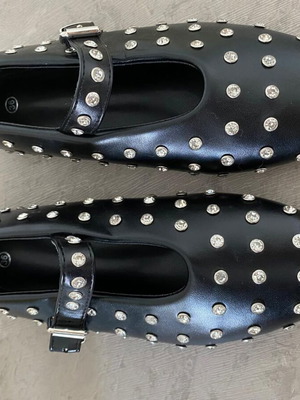 Ballerina shoes like new with rhinestones, size 36, black