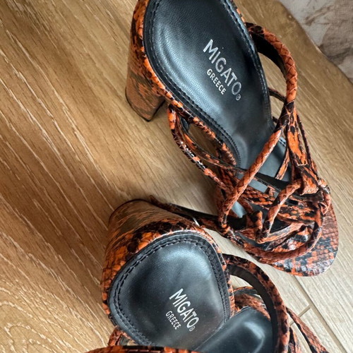 Migato summer sandals size 38 like new with animal print