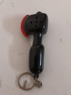 Μπρελόκ τσεκούρι που βγάζει ήχο, σαν καινούργιο, μαύρο