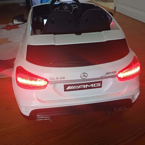 Mercedes electric ride-on car like new