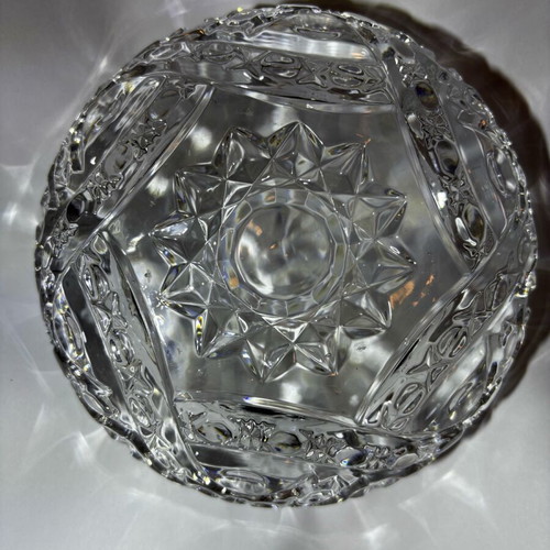 Ashtray like new, solid crystal with cut for three cigarettes