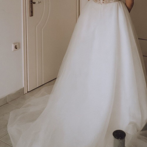 Loretti wedding dress like new, ivory white, one size