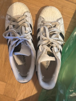 Adidas 37 1/3 Super Star sneakers used, white