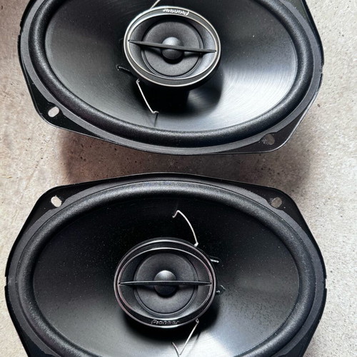 Pioneer Oval Speakers Like New