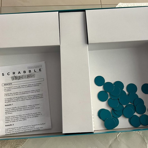 Scrabble Junior board game like new