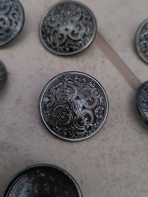 Buttons new, diameter 2 cm